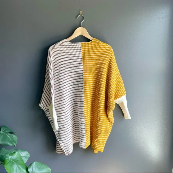 Cozy Co Women Striped Dolman Batwing Open Cardigan in size Small/Medium - Picture 2 of 6